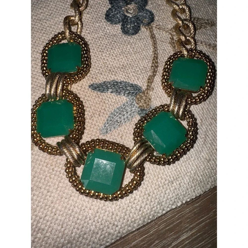 Gold Chain Necklace‎ Green Square Stone Statement Jewelry Fashion Accessory